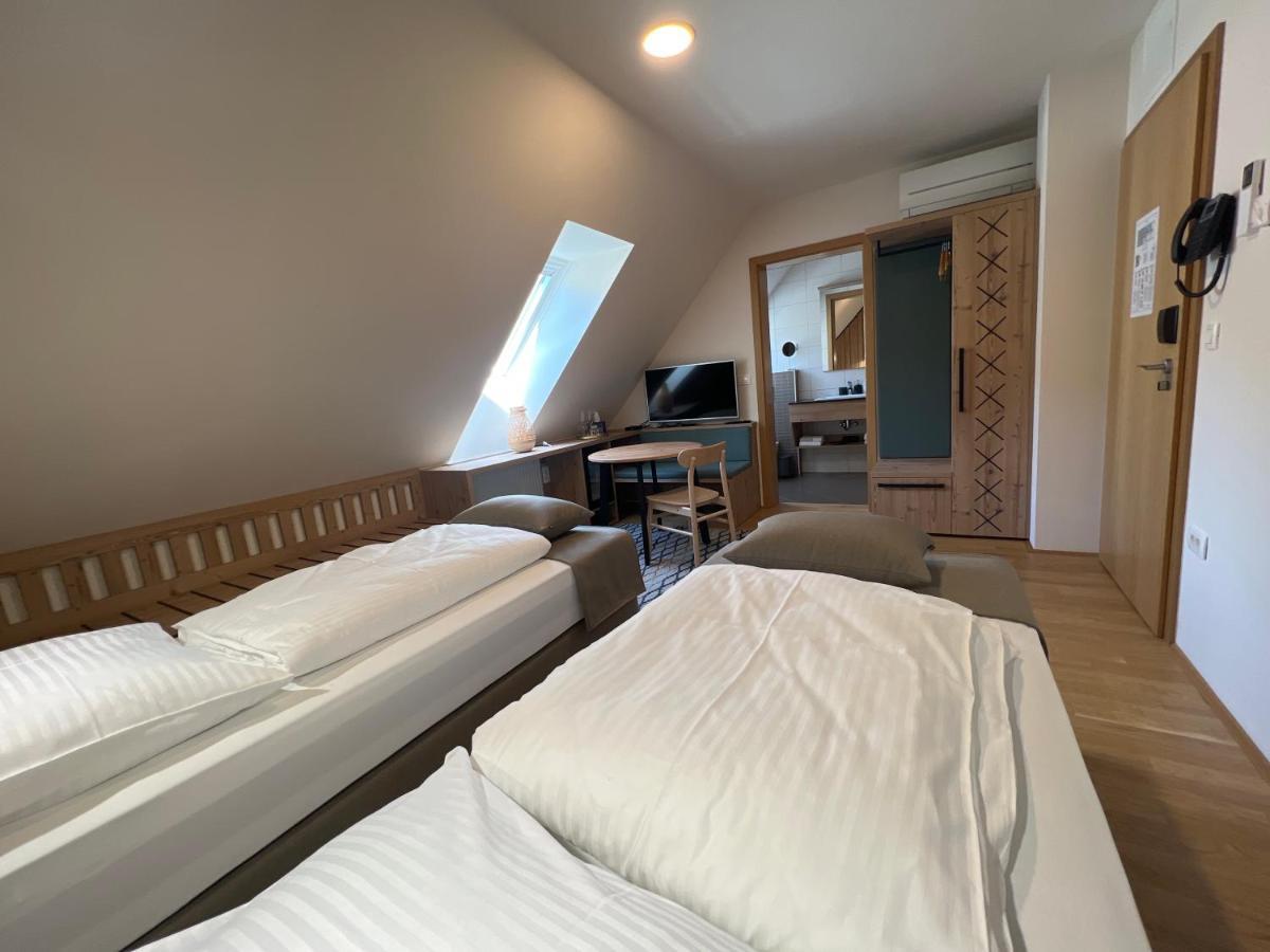 Na Vasi Restavracija In Prenocisca Hotel Škofja Loka Kültér fotó