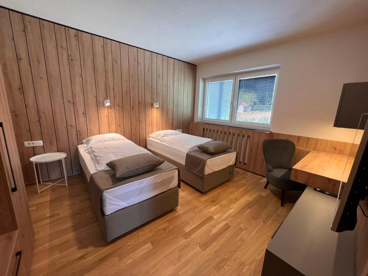 Na Vasi Restavracija In Prenocisca Hotel Škofja Loka Kültér fotó