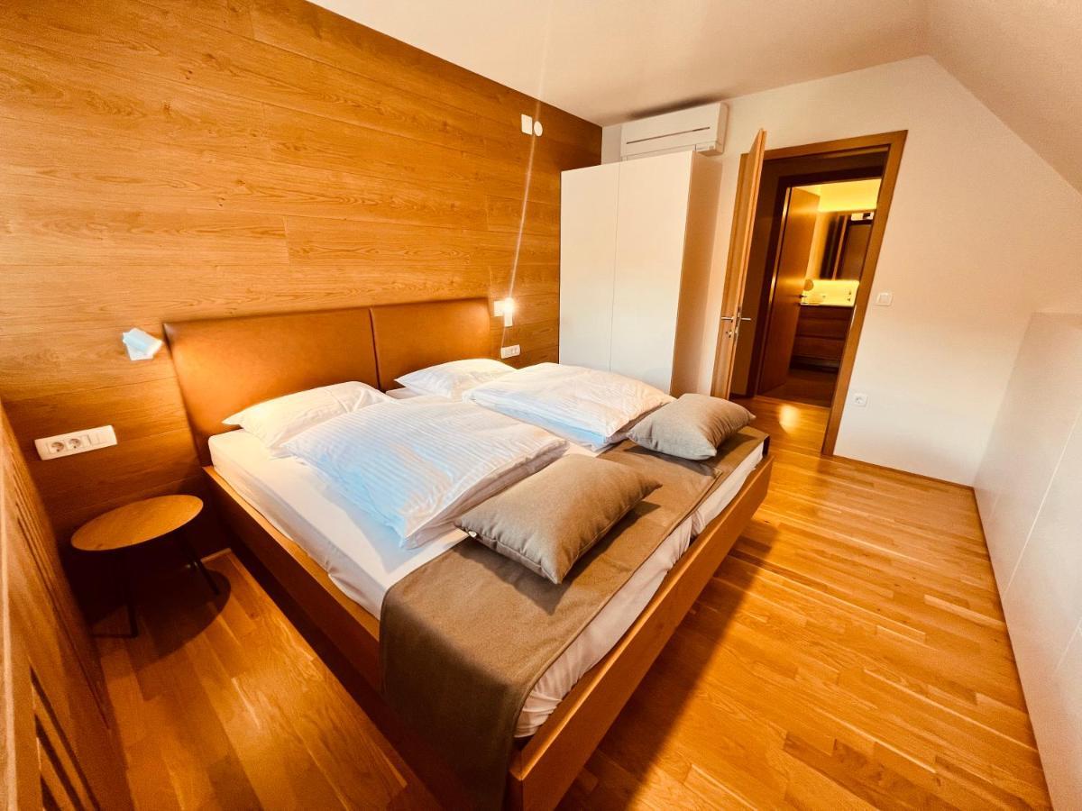 Na Vasi Restavracija In Prenocisca Hotel Škofja Loka Kültér fotó