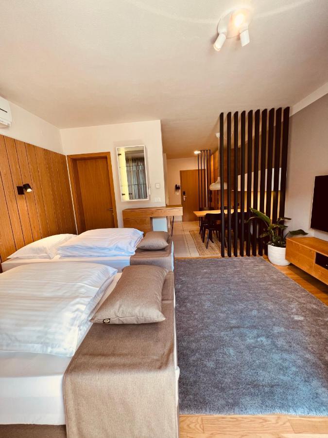 Na Vasi Restavracija In Prenocisca Hotel Škofja Loka Kültér fotó